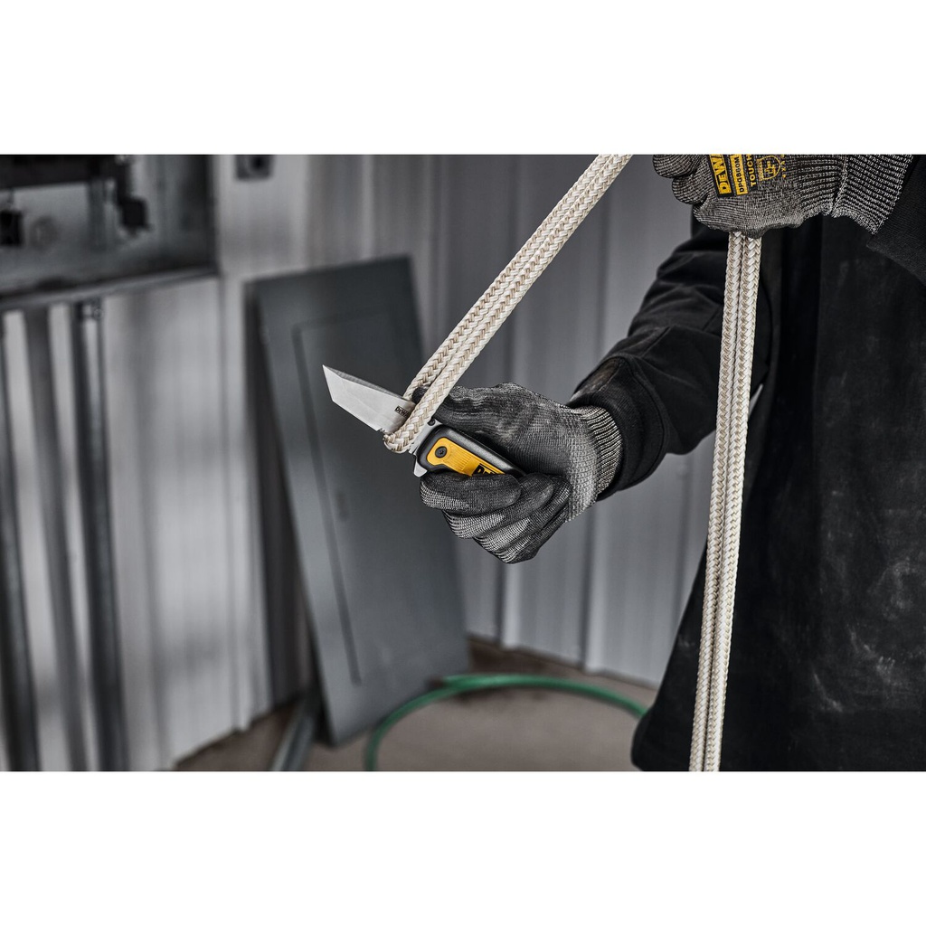 CUCHILLA PLEGABLE CON DIENTES DE SIERRA DWHT10994 DEWALT