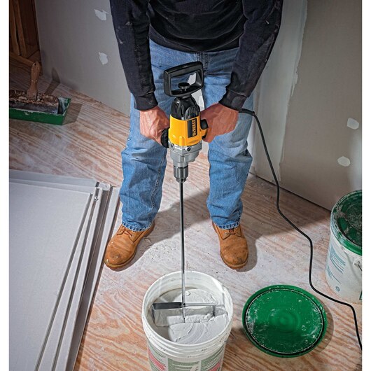 TALADRO FUERZA 1/2" 0-550 RPM 7A 710W DW130V DEWALT